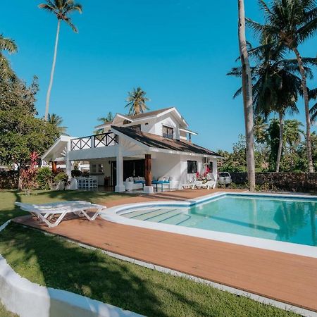 Condo Hotel Playa Las Ballenas ลาสแตร์เรนาส ภายนอก รูปภาพ