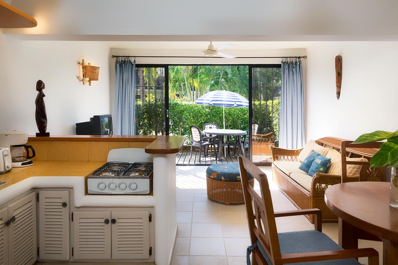 Condo Hotel Playa Las Ballenas ลาสแตร์เรนาส ภายนอก รูปภาพ